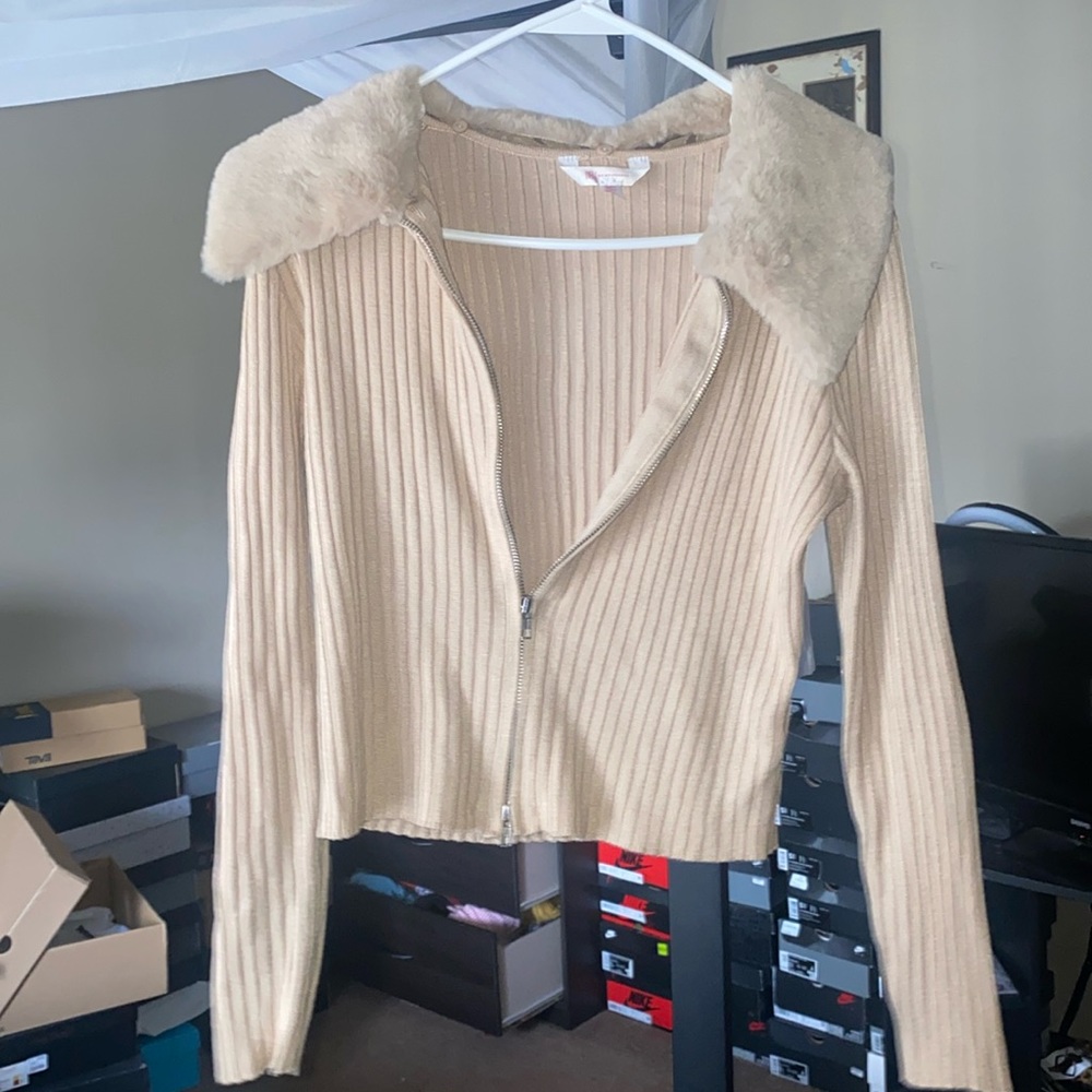 Long sleeve zip up or down blouse